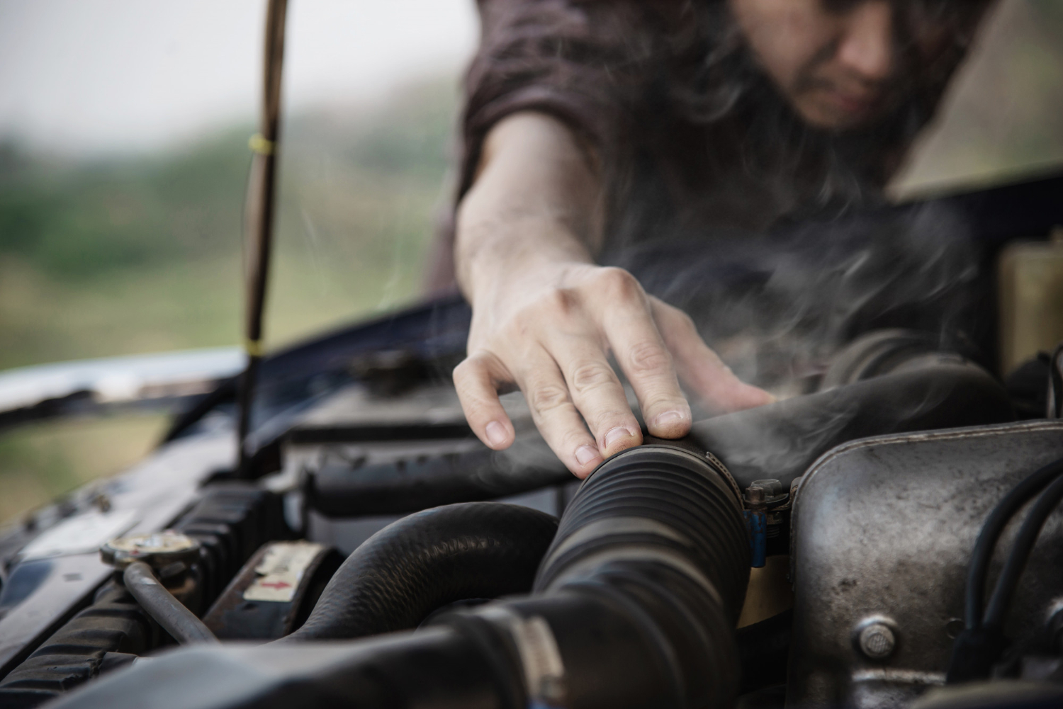 Ventura 24/7 Roadside Assistance in Hamilton, Ontario.