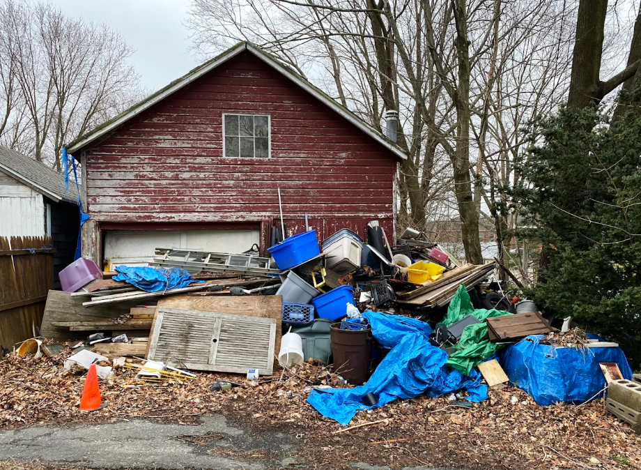 Maling Enterprises / Paul's Maintenance And Reno Service in London, Ontario - Photo 2