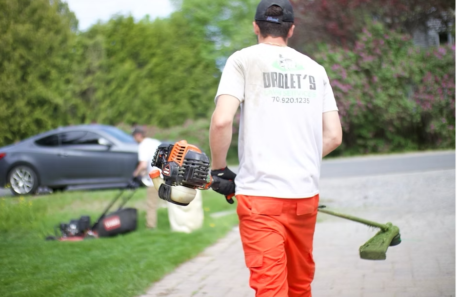 Drolet's Lawn Services