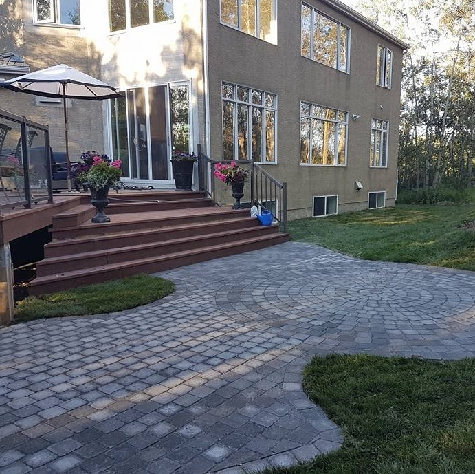 Western Living Landscapes Ltd - General Contractors in Calgary, Alberta