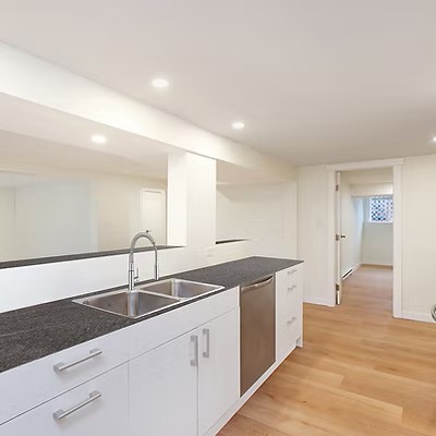 Electricians & Electrical Contractors