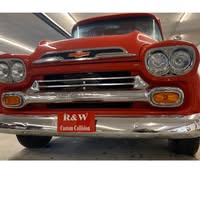 R & W Custom Collision Ltd