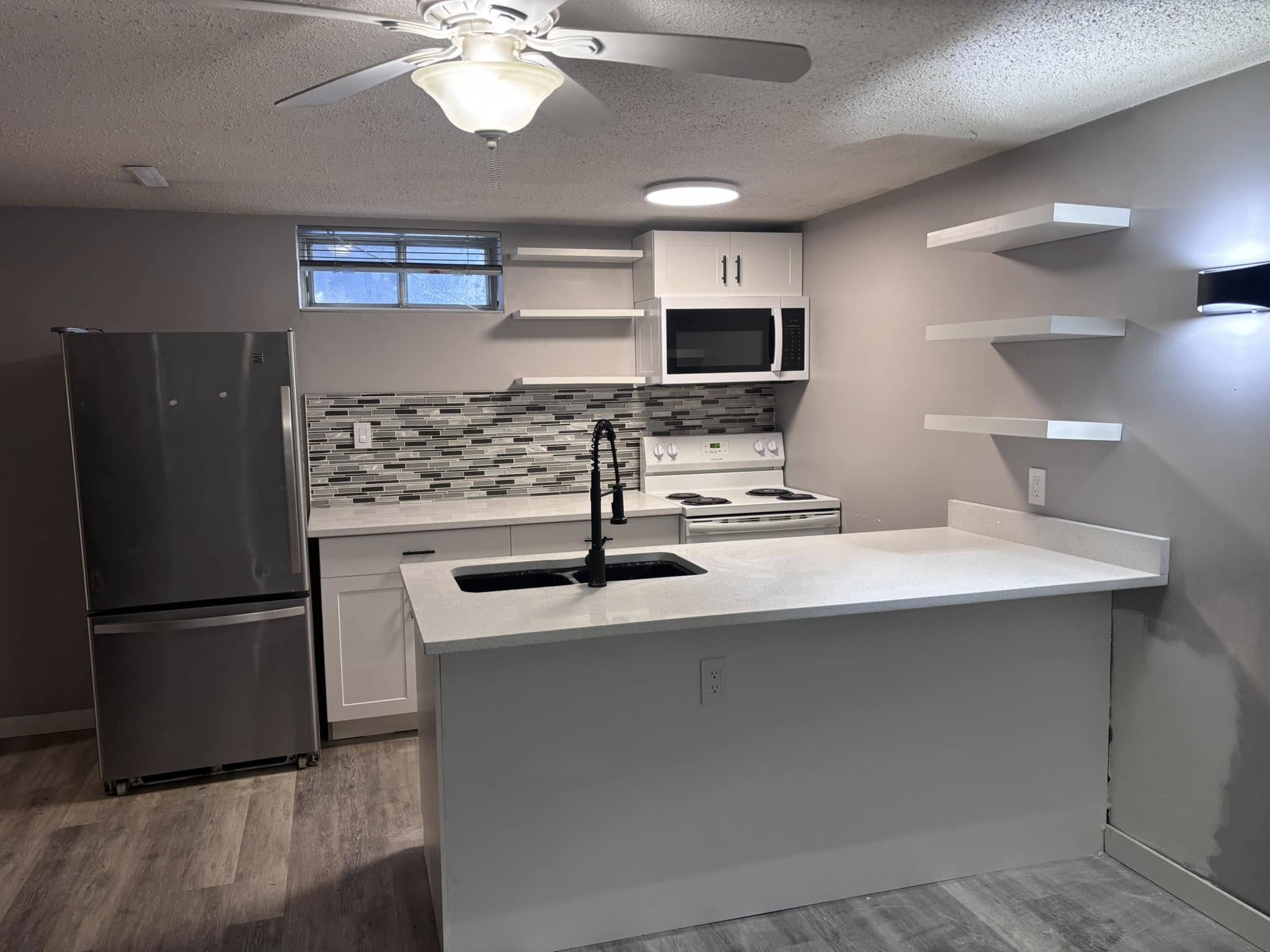 Lenosh Construction - General Contractors in Edmonton, Alberta