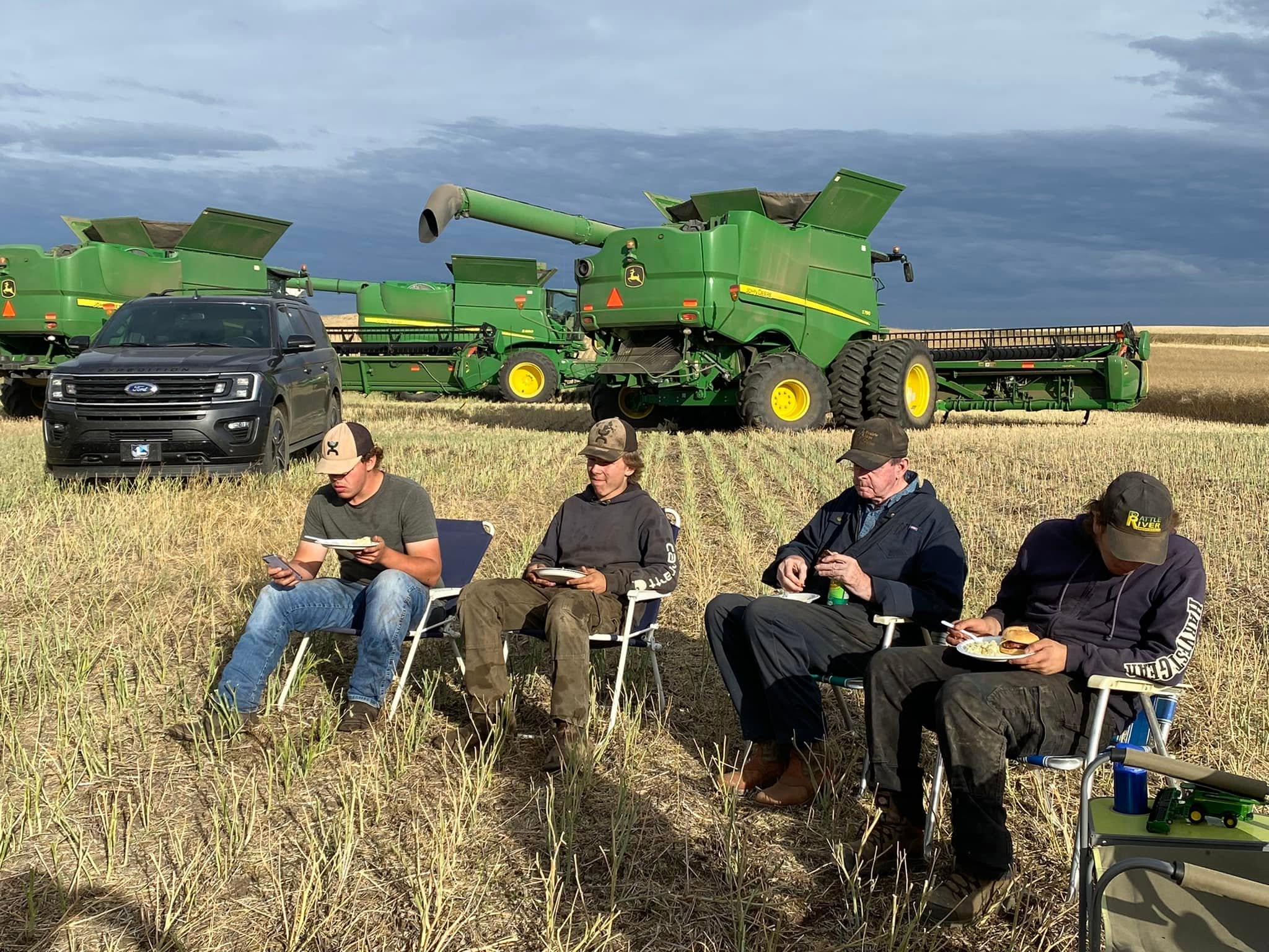Prairie Skye Farms - Farming Services in Killam, Alberta