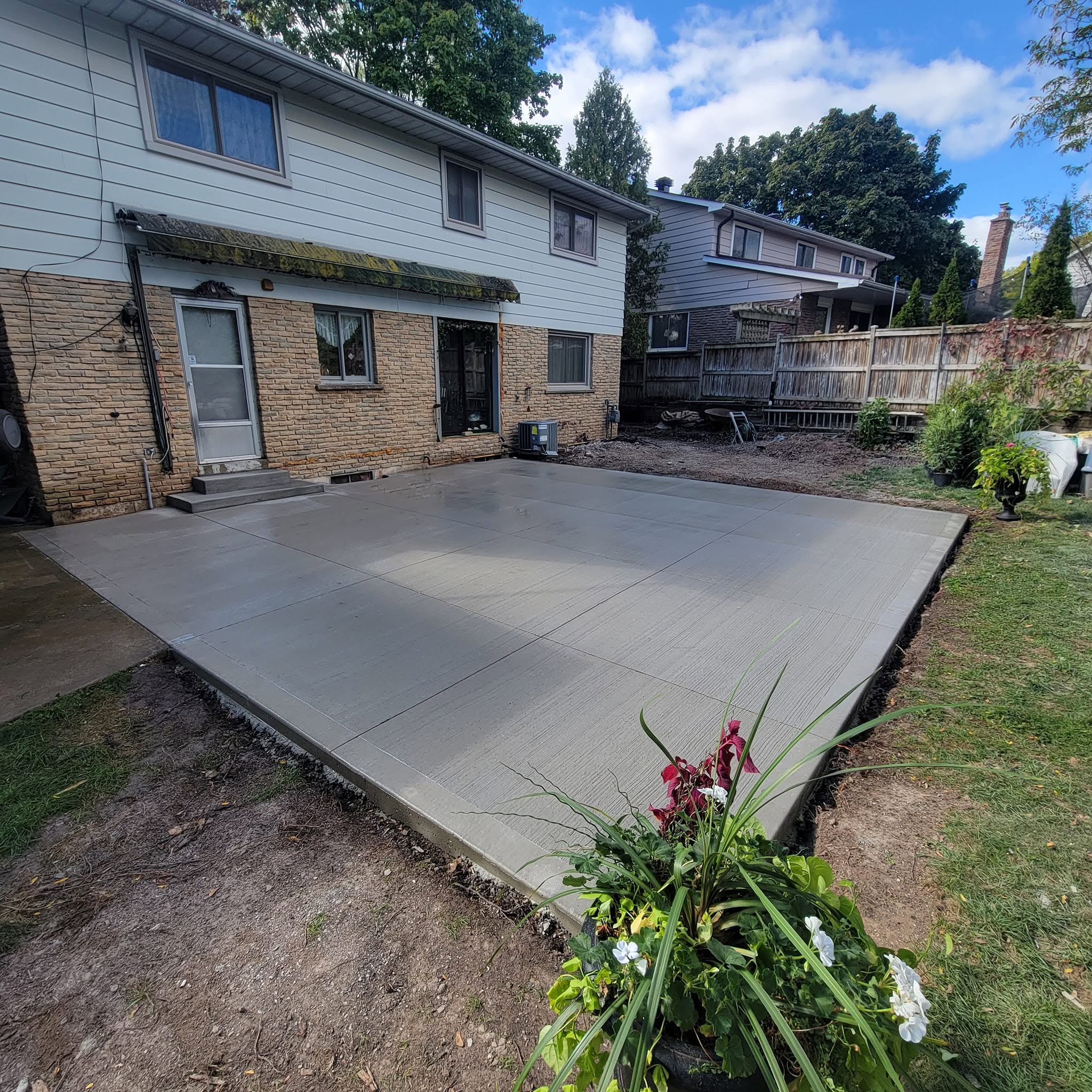 D.M. Sealing & Concrete in Hamilton, Ontario.