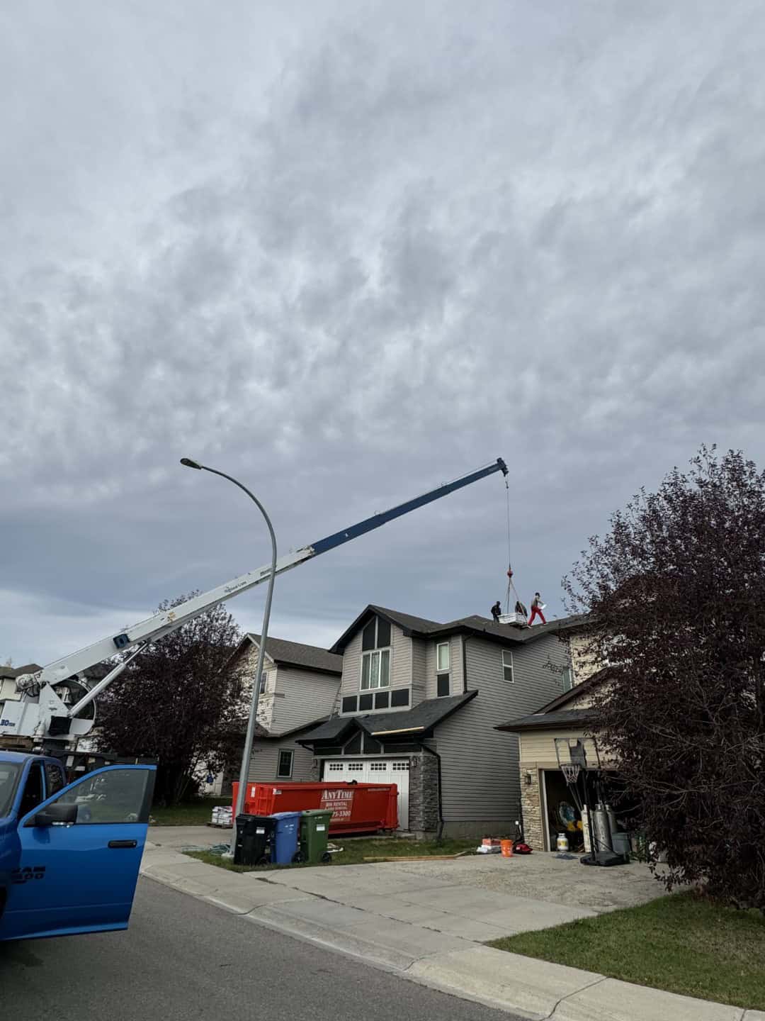 Lighting Storm Roofing Inc. in Calgary, Alberta