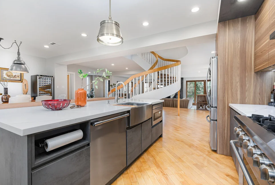 Right Choice Home Renovations - General Contractors in Markham, Ontario