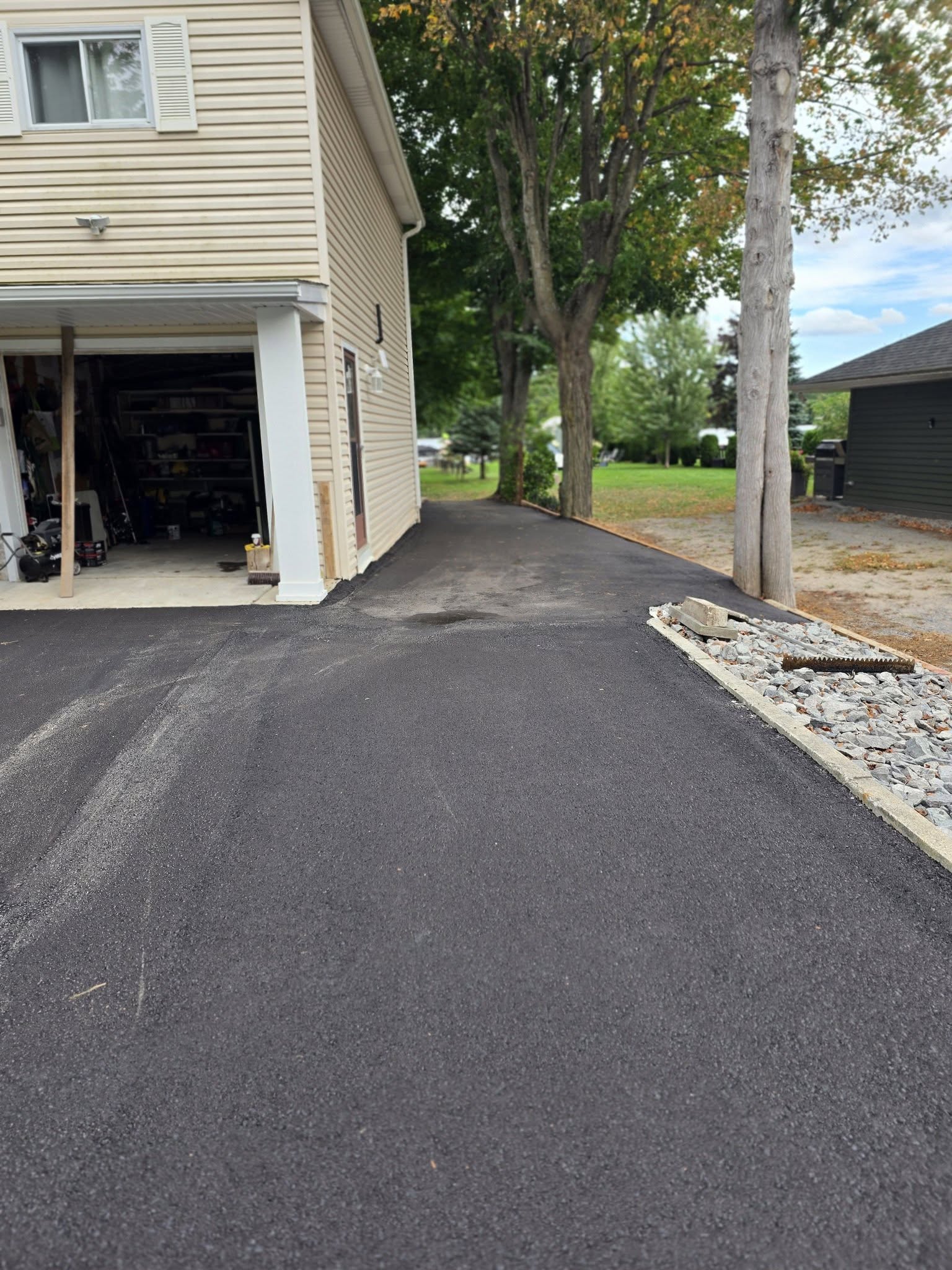 JR Asphalt Repair and Paving - Asphalt Services in Peterborough, Ontario