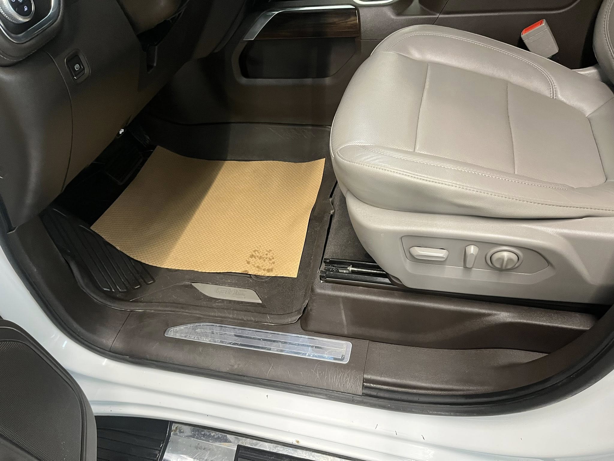 Luc Auto Detailing LTD