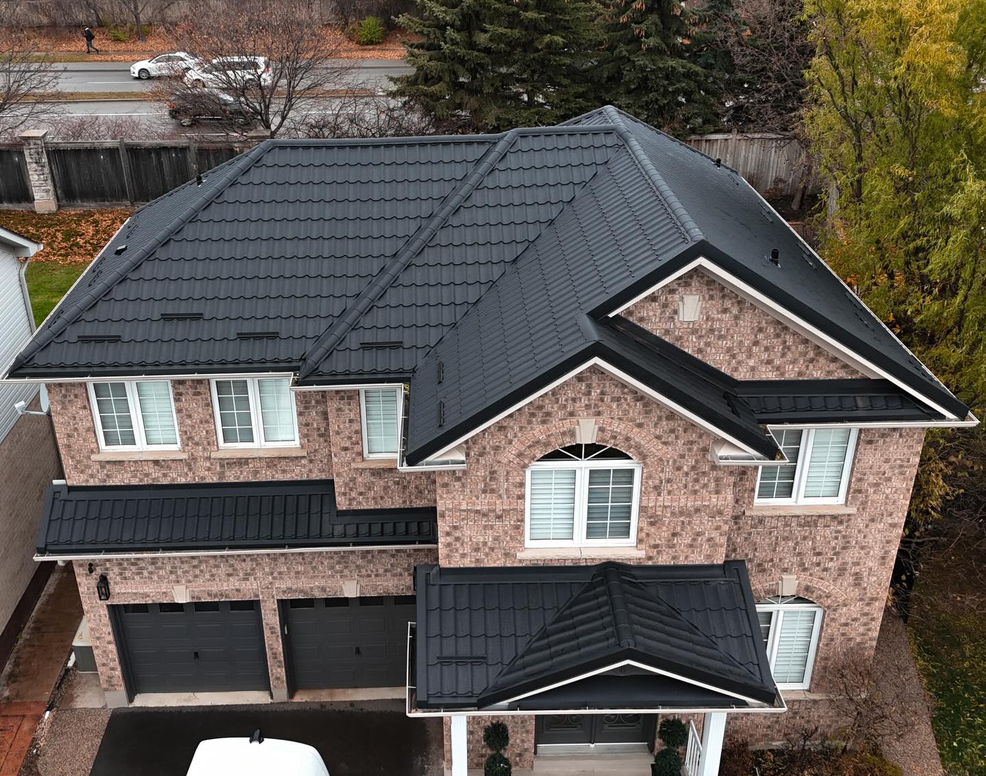 Delta Metal Roofs - Roofing Contractors in Mississauga, Ontario