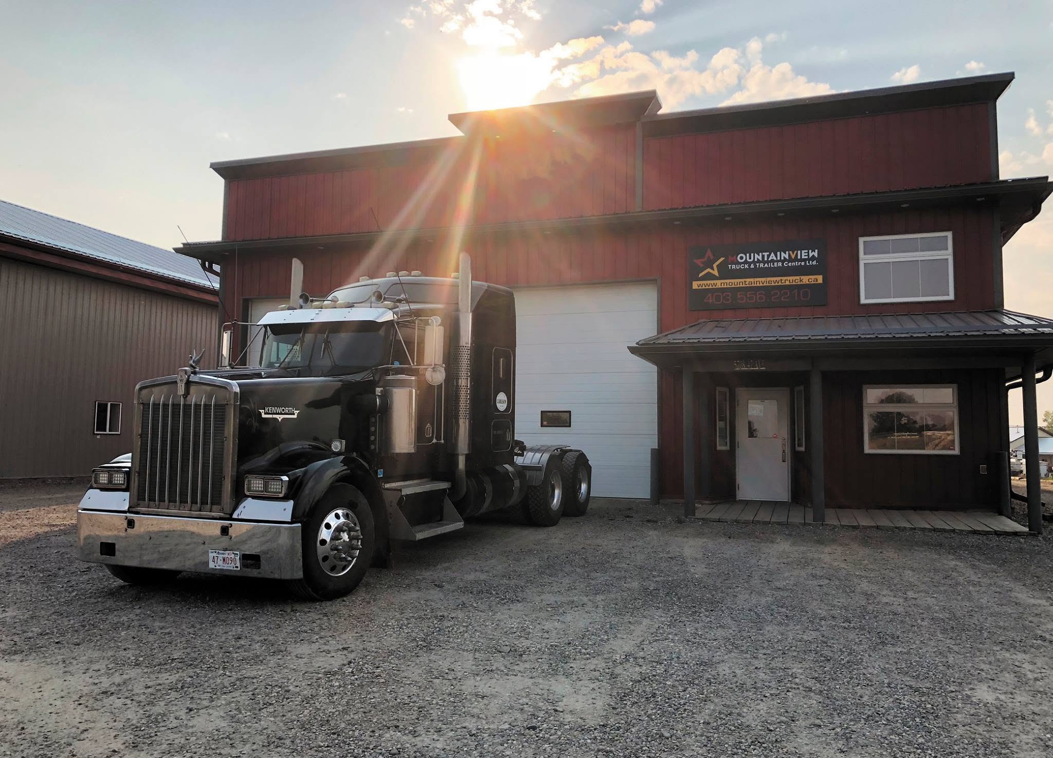 Mountain View Truck & Trailer Centre Ltd. - Heavy Equipment Repairs in Olds, Alberta