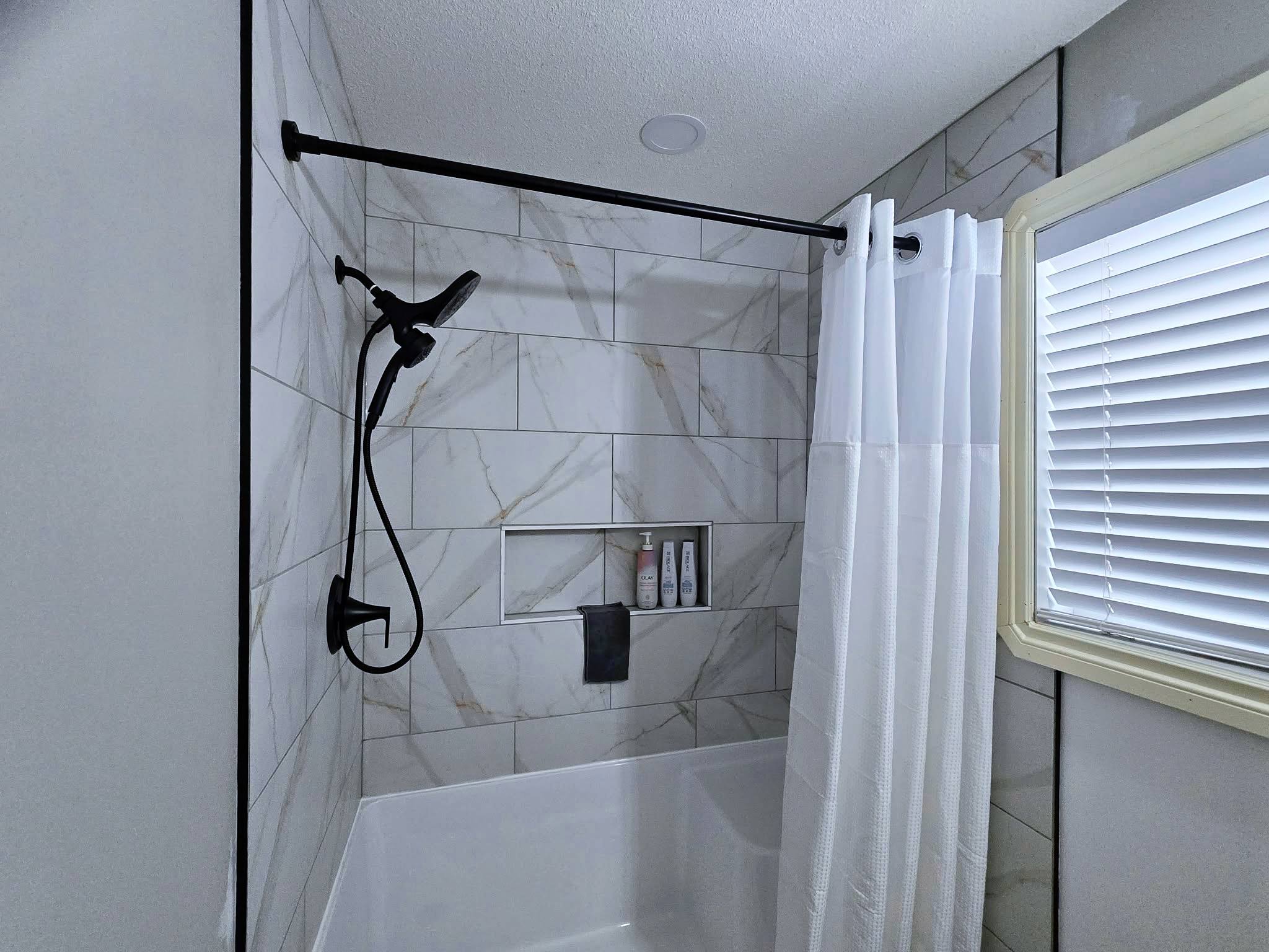Real Time Construction & Renovation in Drayton Valley, AB