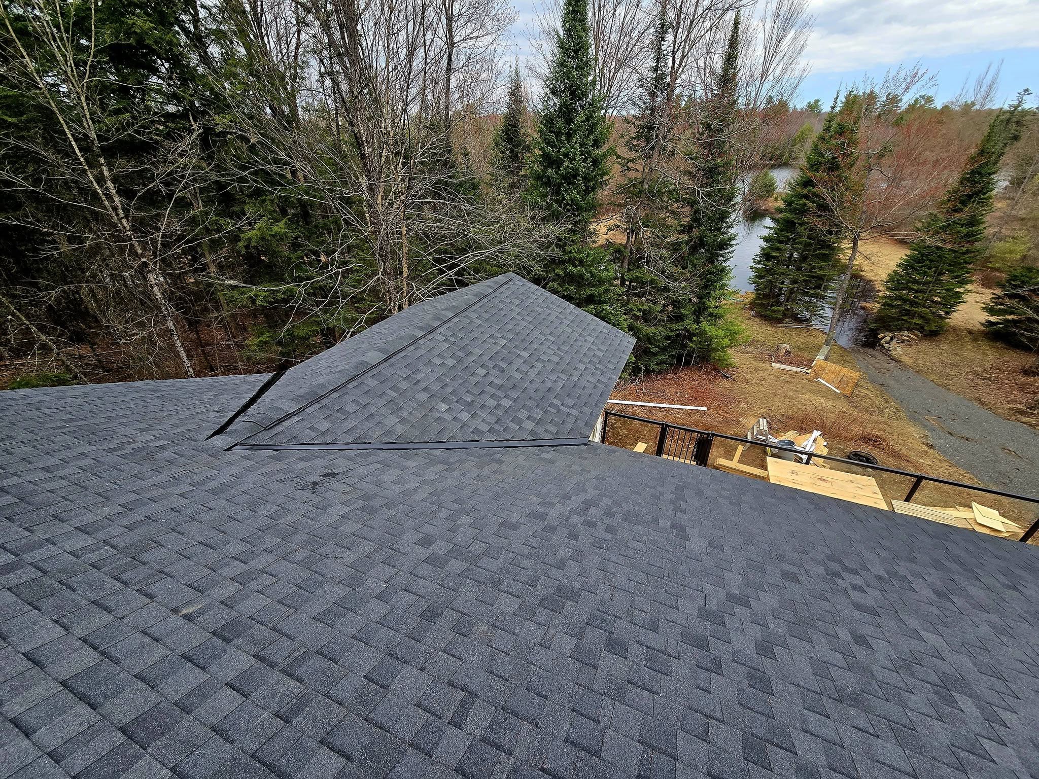 Roofing Contractors in Bracebridge, Ontario.