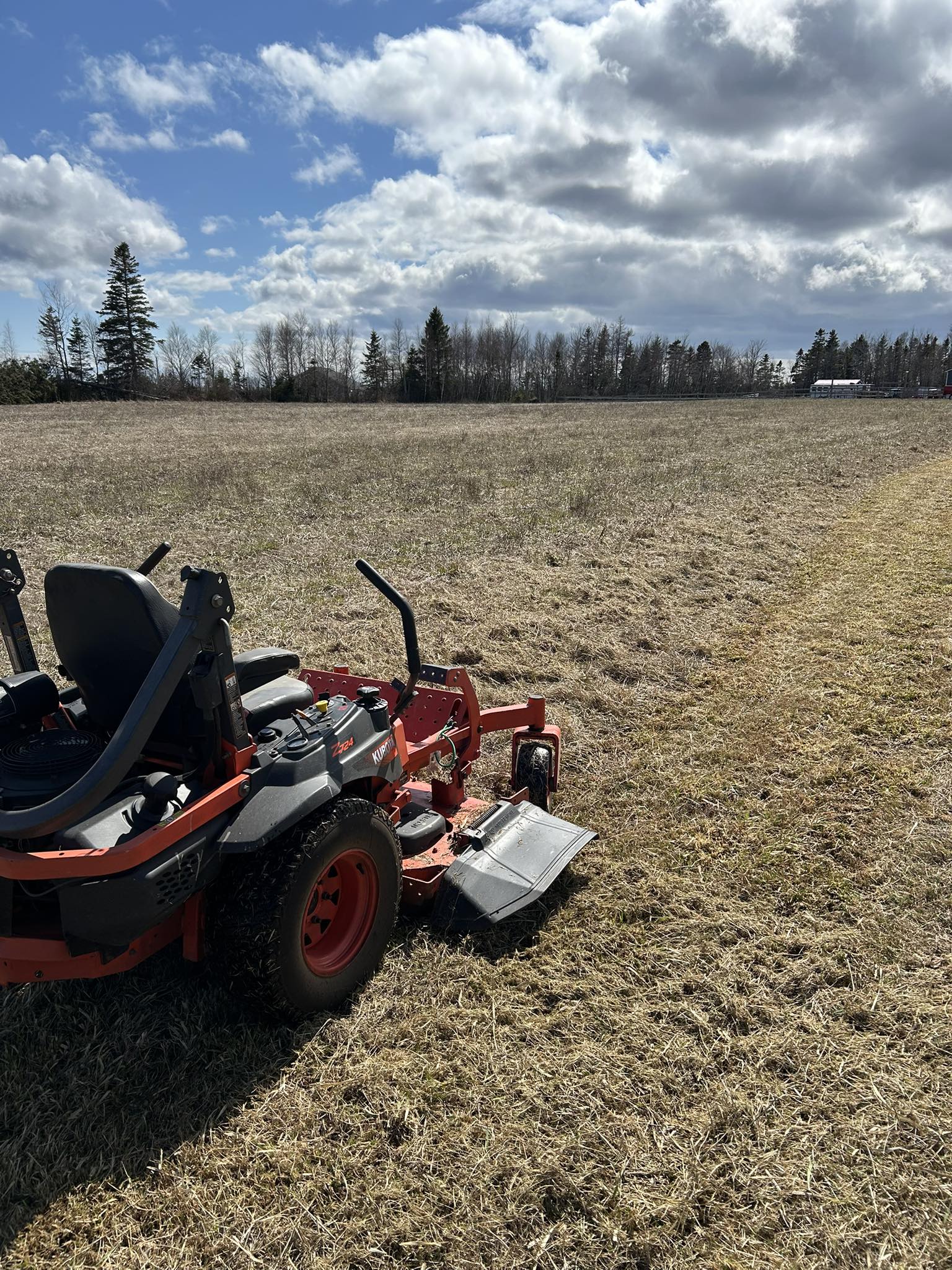 Lawn Maintenance in Richmond, Prince Edward Island