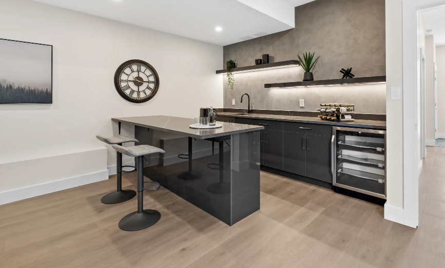  Kelowna Countertops in Kelowna, British Columbia.