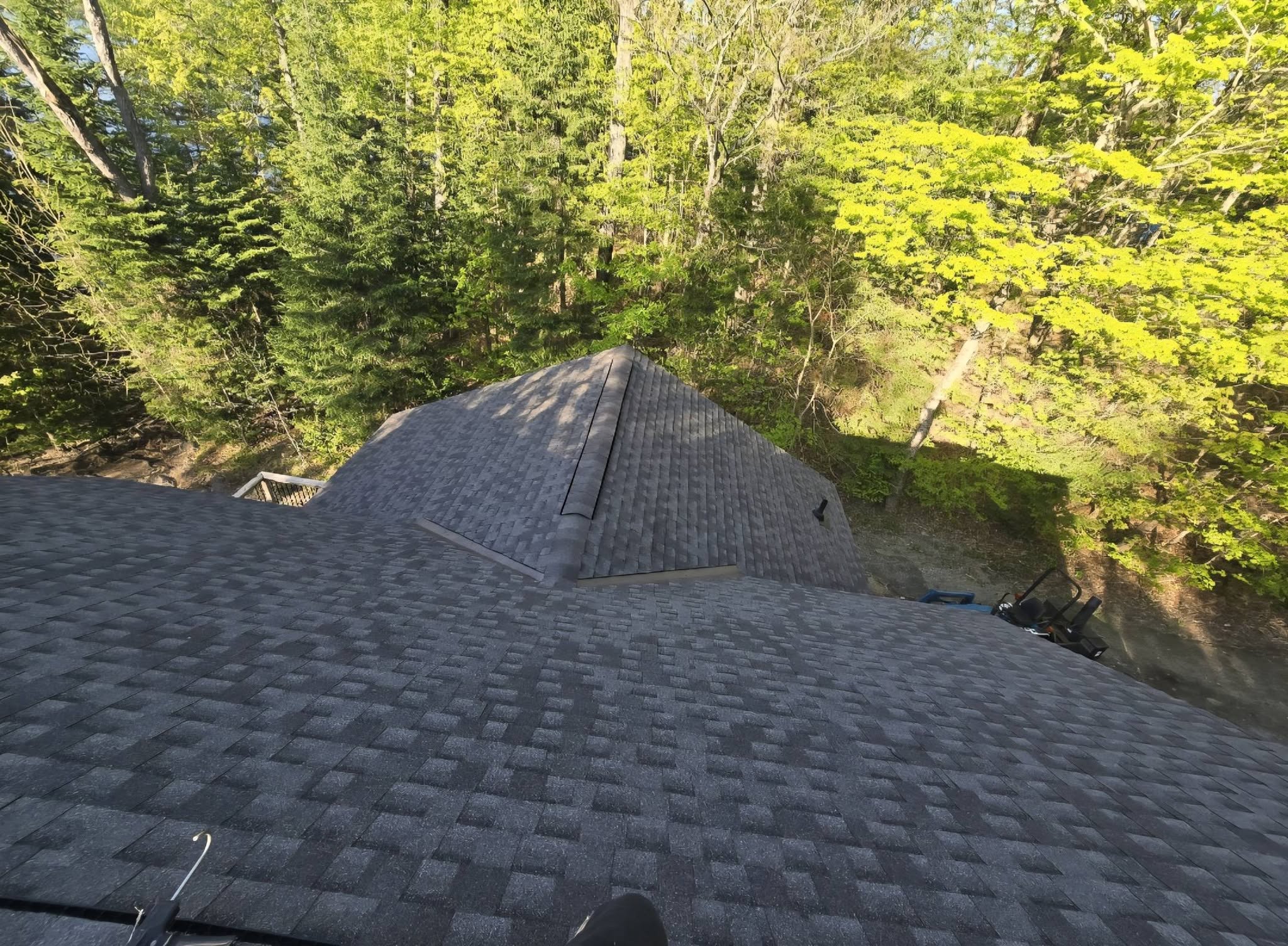 Roofing Contractors in Bracebridge, Ontario.