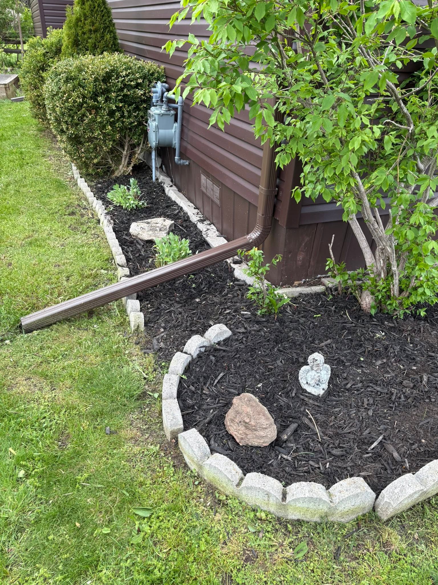 Property Maintenance in North Augusta, Ontario