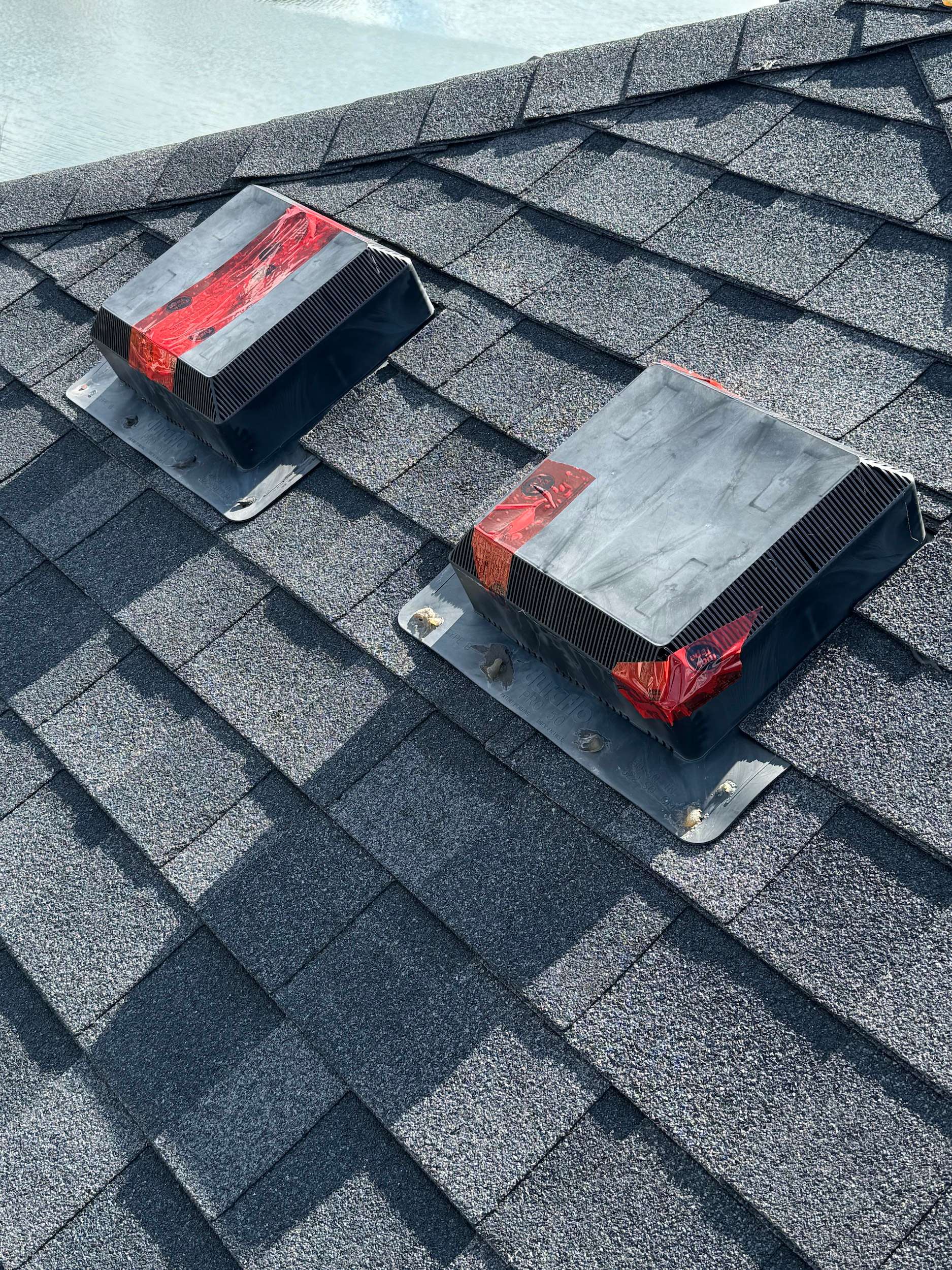 Lighting Storm Roofing Inc.