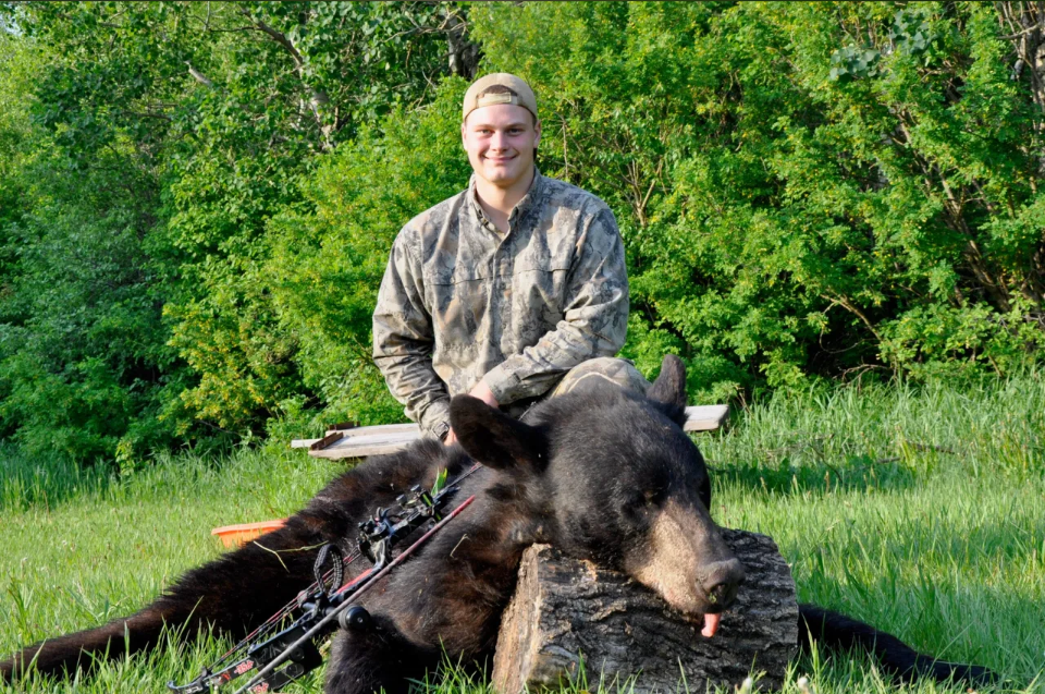 Hunting Outfitters in Sandy Lake, Manitoba.