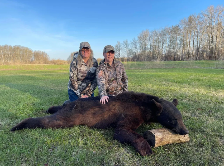 Hunting Outfitters in Sandy Lake, Manitoba.