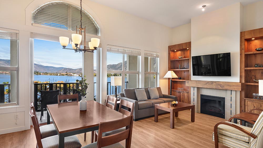 Walnut Beach Resort - Hotels & Motels in Osoyoos, British Columbia