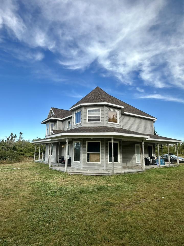 Hard Knock Roofers - Roofing Contractors in Yarmouth, Nova Scotia