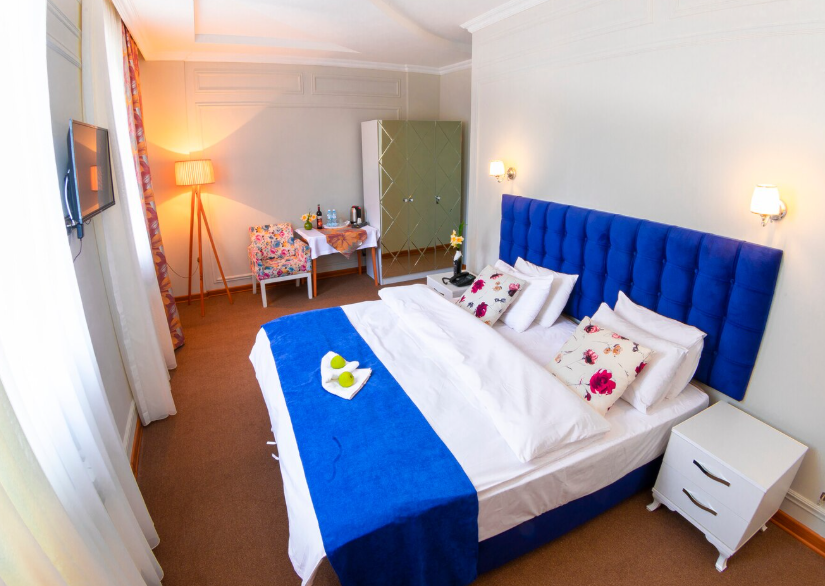 Cedars Motel