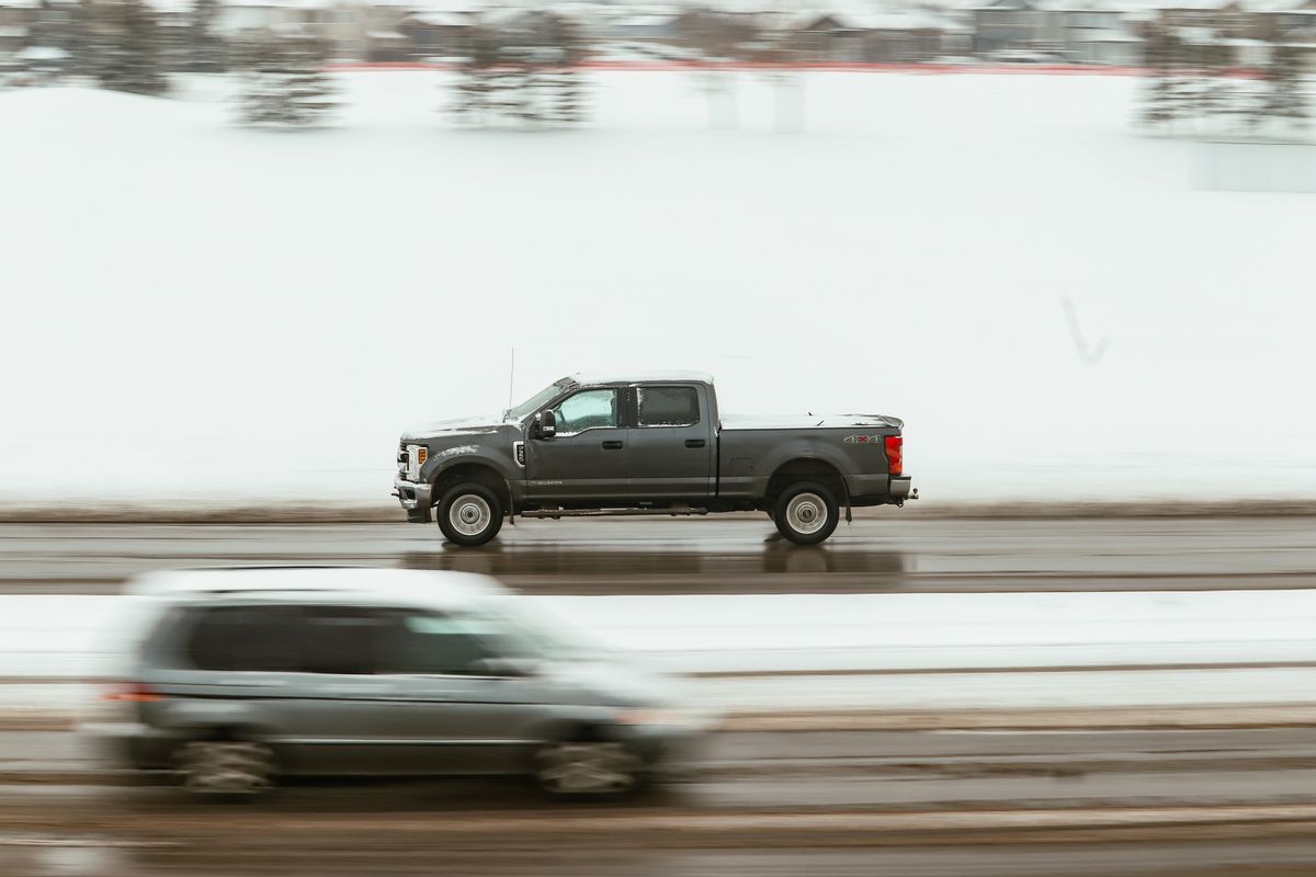Double L Pilot Services - Pilot Car Service in Coaldale, Alberta